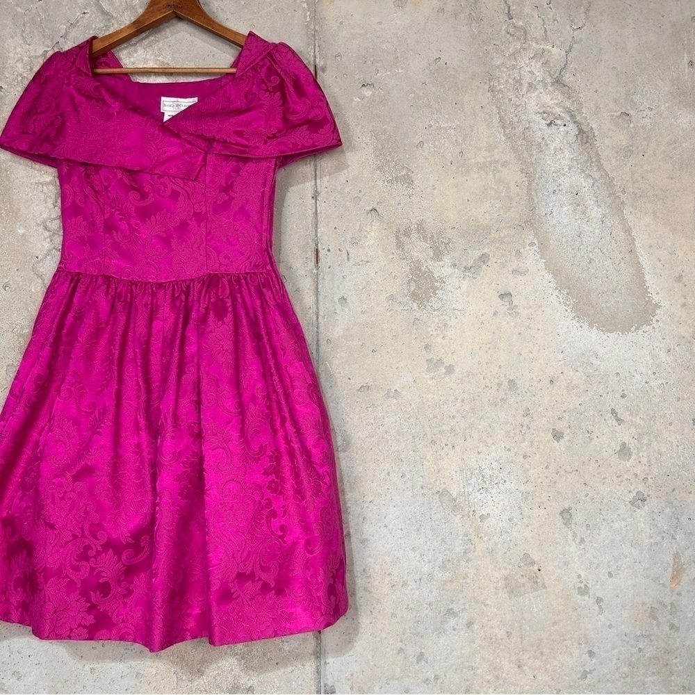 Vintage Jessica mcClintok fuschia pink embossed floral fit and flare mini dress